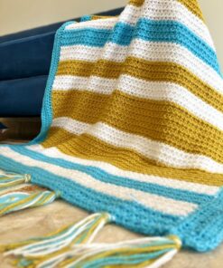 DILO Trinity stitch crochet pet blanket- img 1