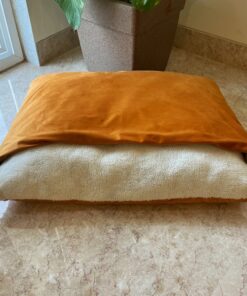 DILO Tangerine Snuggle pet bed- 1