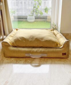 DILO Sunshine dog bed- side 1 of cushion