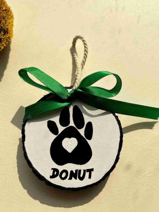 DILO_Pet-Customised-Christmas-Ornament-Donut